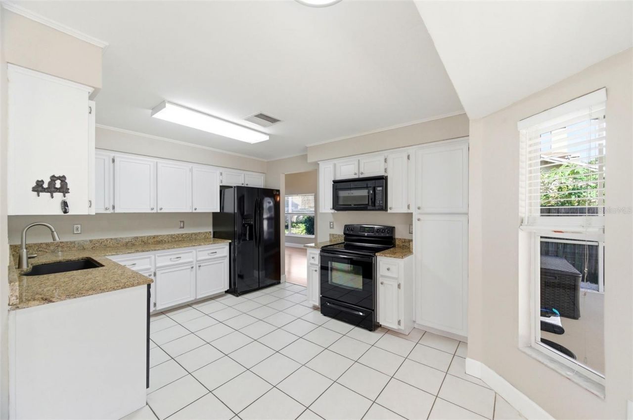 11213 Clayridge Drive, Tampa, FL 33635 Photo