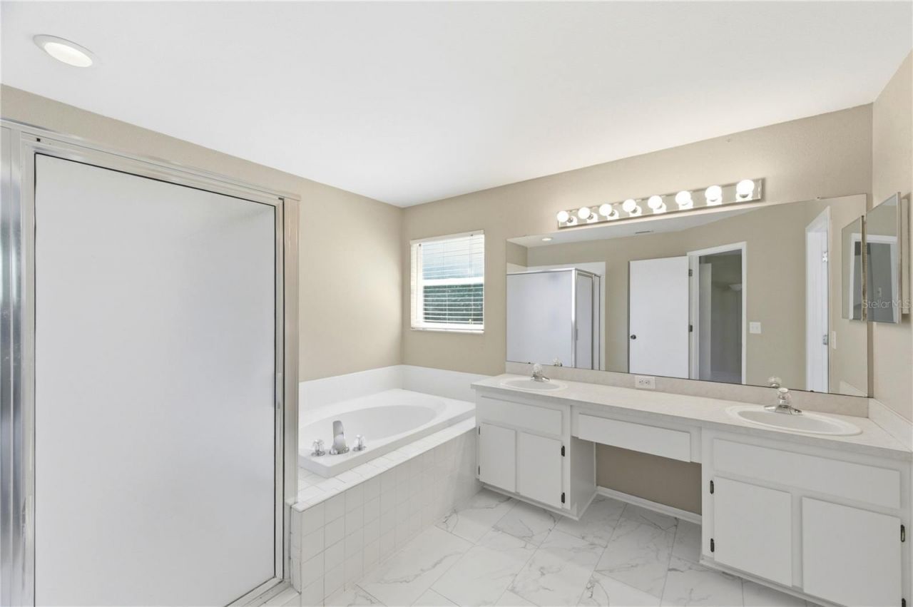 11213 Clayridge Drive, Tampa, FL 33635 Photo