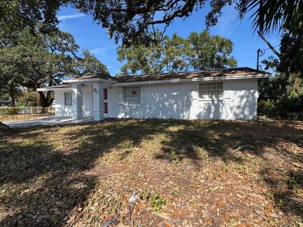 2620 E 33RD AVENUE, TAMPA, FL 33610