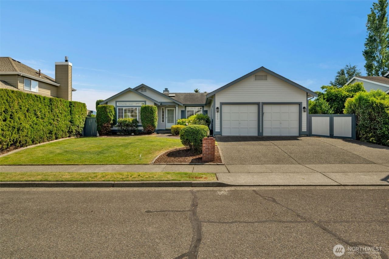 3050 Chelsea Lane , Enumclaw, WA 98022