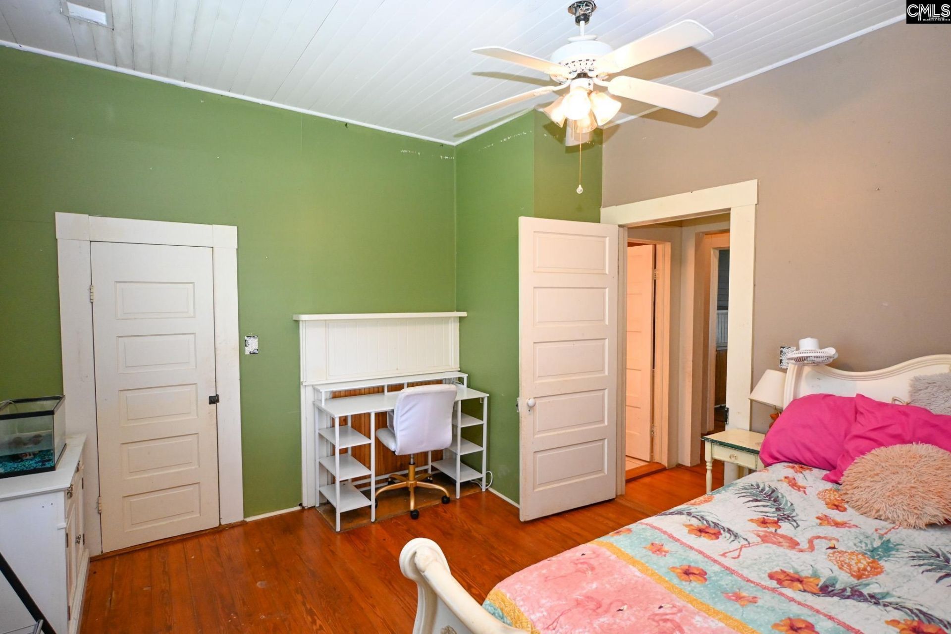 421 Spring Hill Road  Photo 5