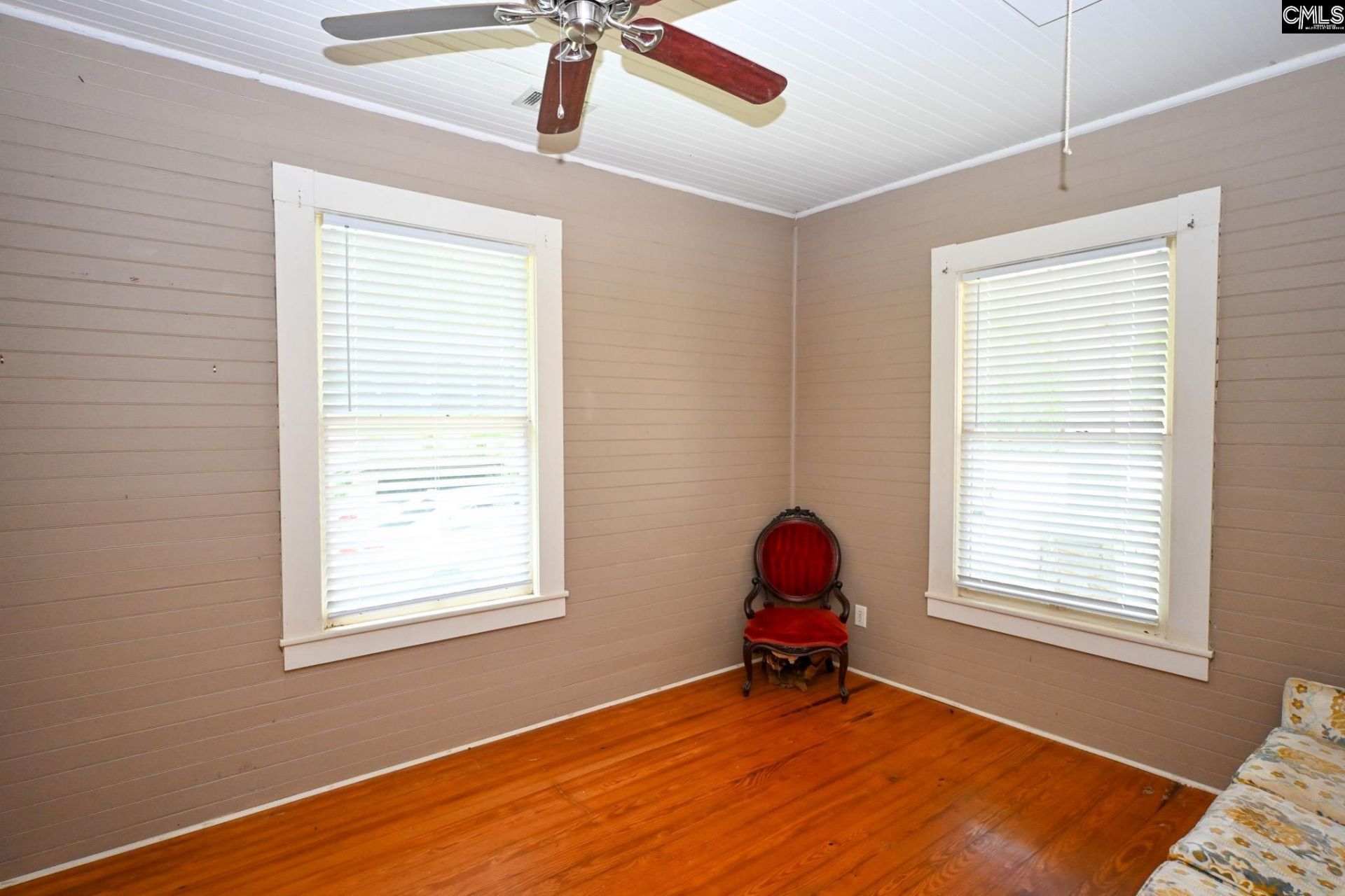 421 Spring Hill Road  Photo 7