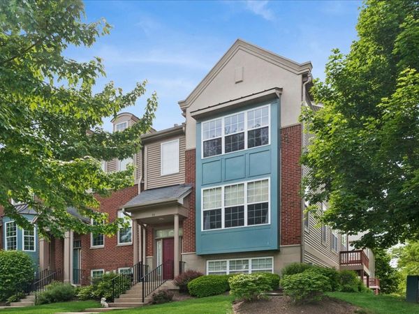 35 Thomas Court , Grayslake, IL 60030