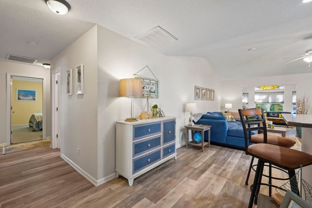 197 Tibton Circle  Photo 14