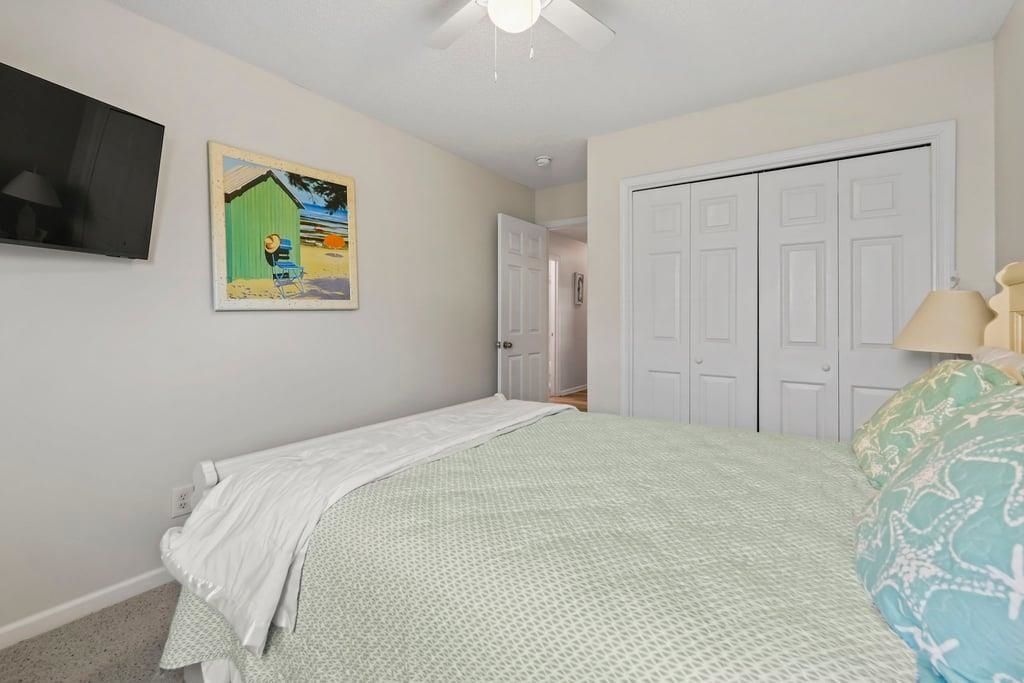 197 Tibton Circle  Photo 19