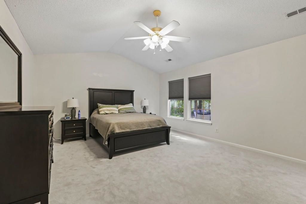 197 Tibton Circle  Photo 21