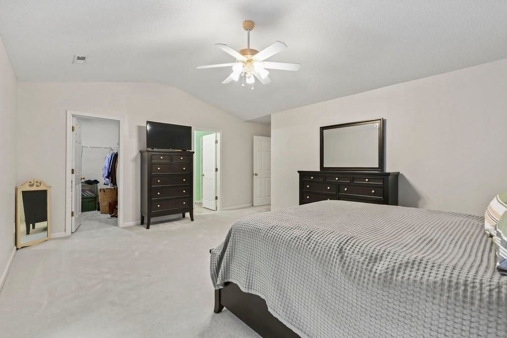 197 Tibton Circle  Photo 23