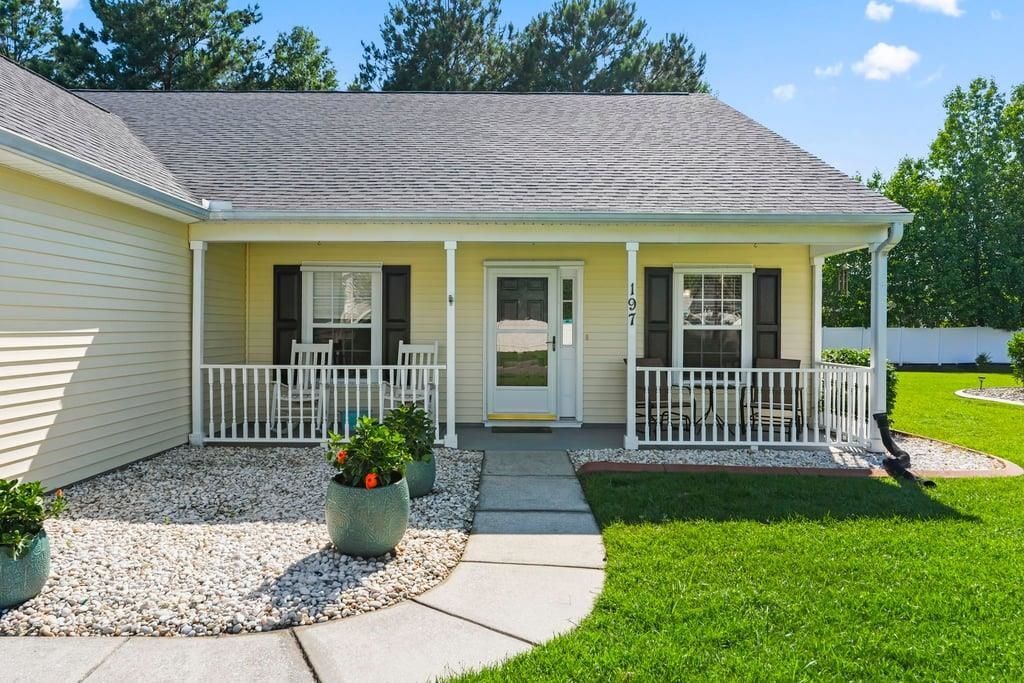 197 Tibton Circle  Photo 43