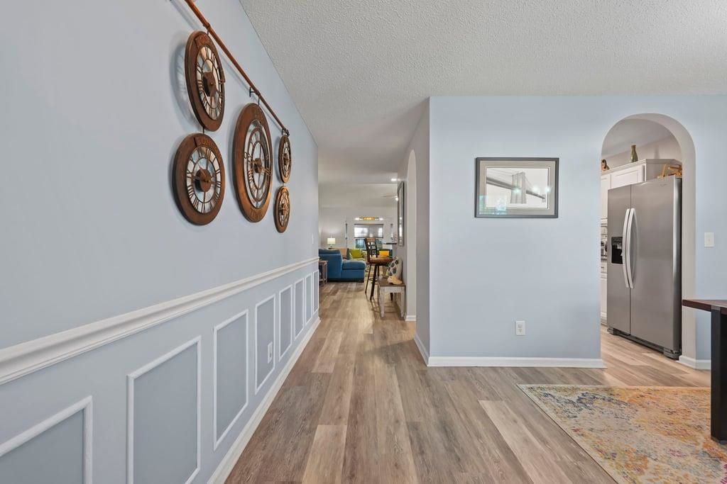 197 Tibton Circle  Photo 6