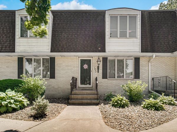 1437 Elm Court , Schererville, IN 46375
