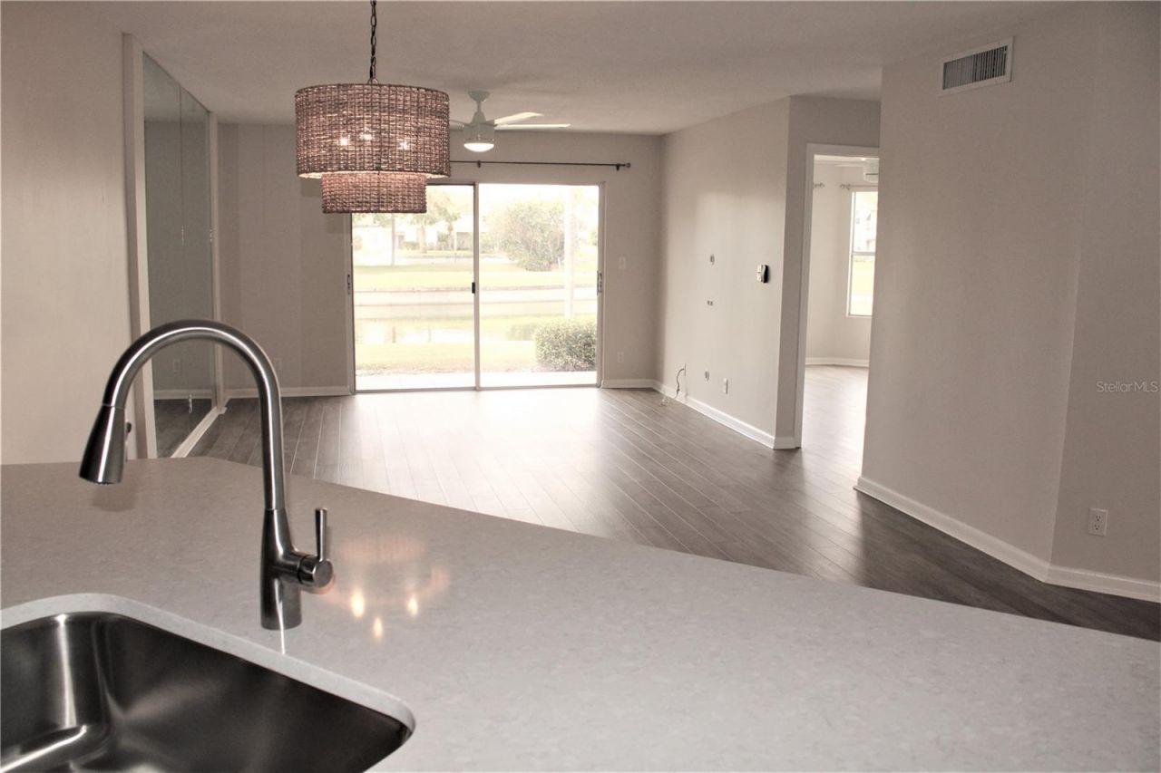 6077 Bahia Del Mar Boulevard , Unit 120, Saint Petersburg, FL 33715 Photo
