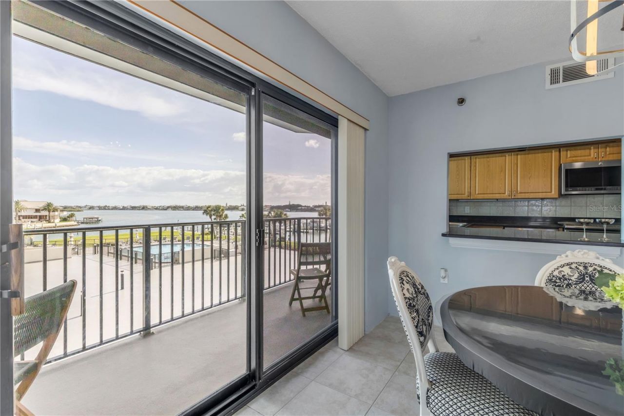 503 N Causeway , Unit 1020, New Smyrna Beach, FL 32169 Photo