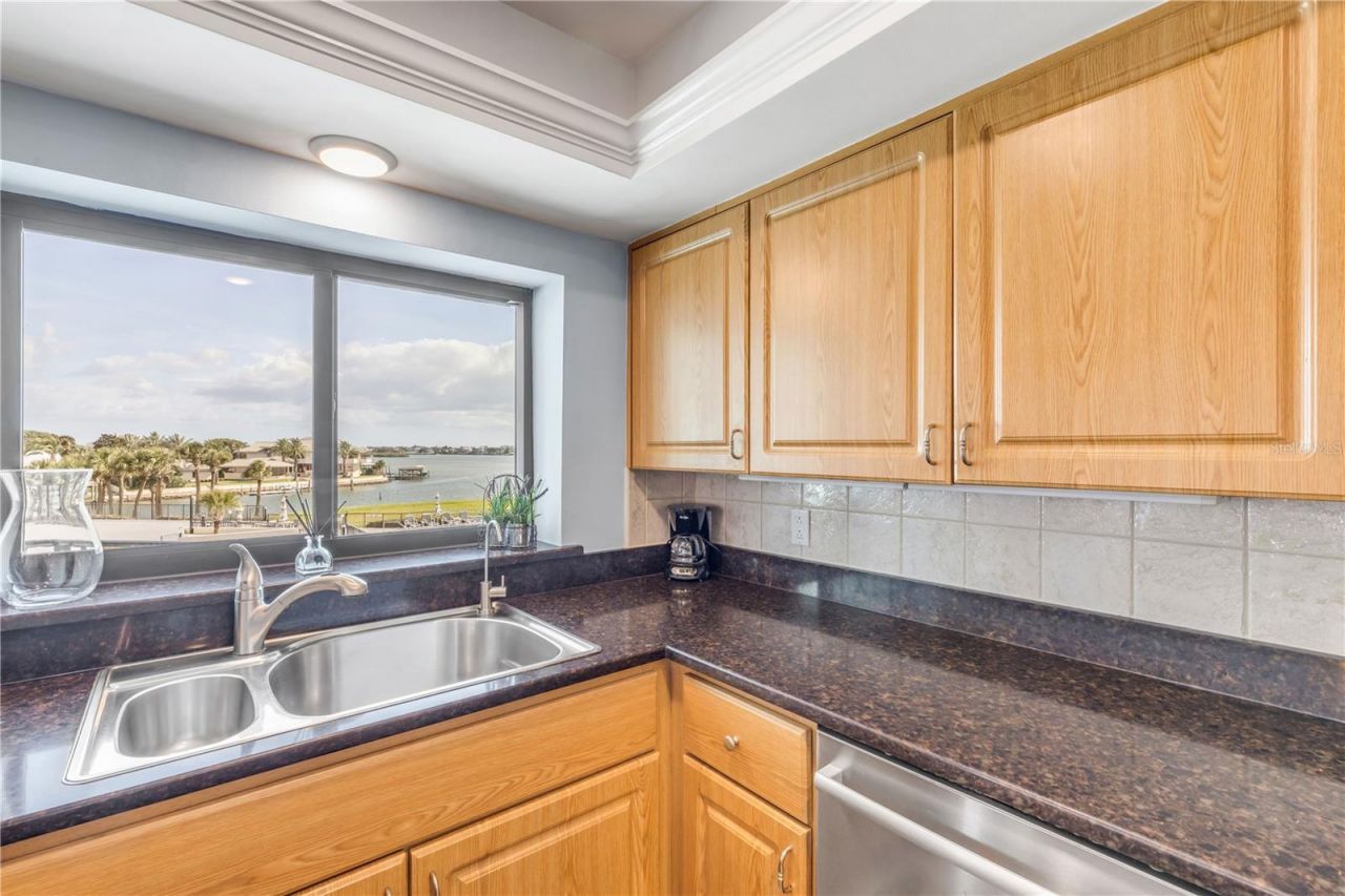 503 N Causeway , Unit 1020, New Smyrna Beach, FL 32169 Photo