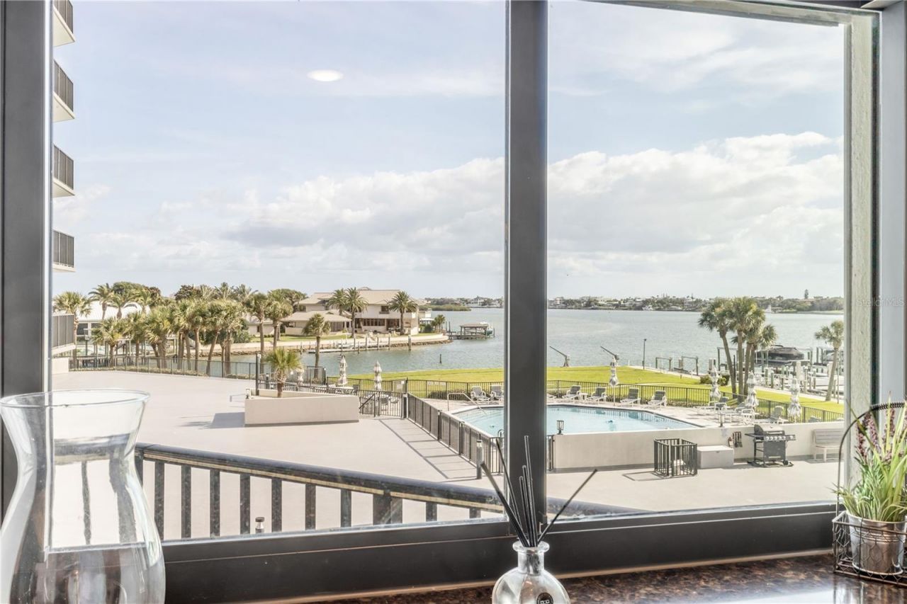503 N Causeway , Unit 1020, New Smyrna Beach, FL 32169 Photo