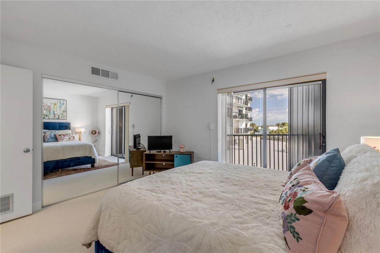 503 N Causeway , Unit 1020, New Smyrna Beach, FL 32169 Photo