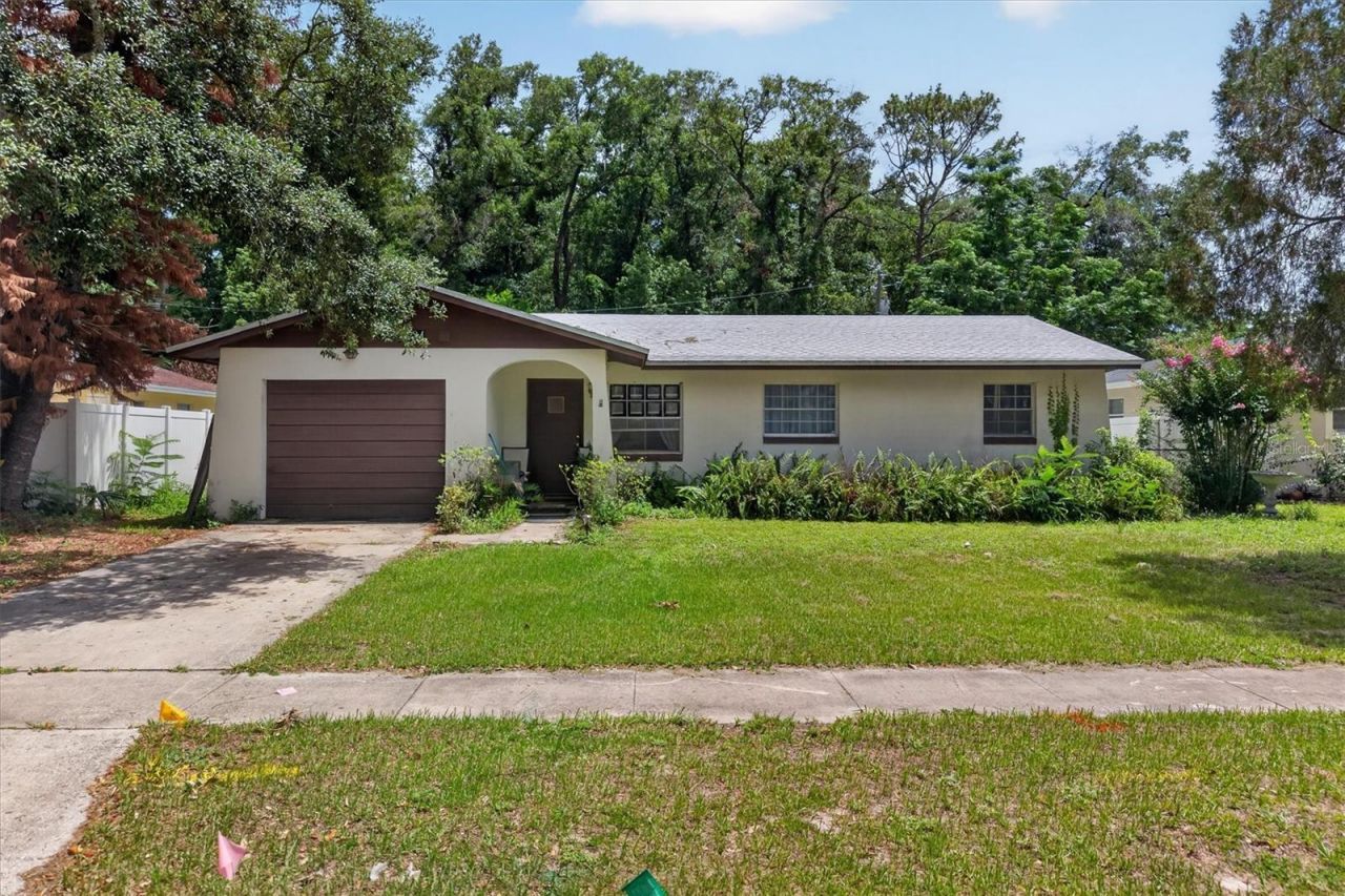 2134 Deanna Drive, Apopka, FL 32703 Main Photo