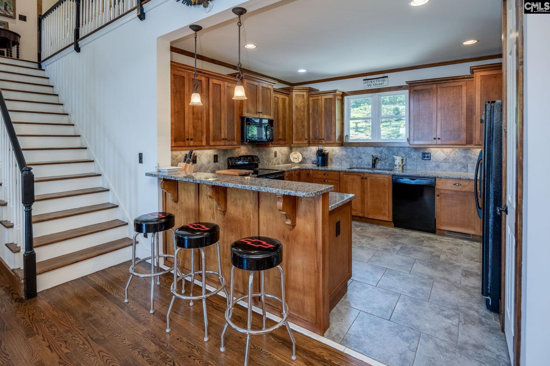 639 Kingfisher Drive  Photo 17