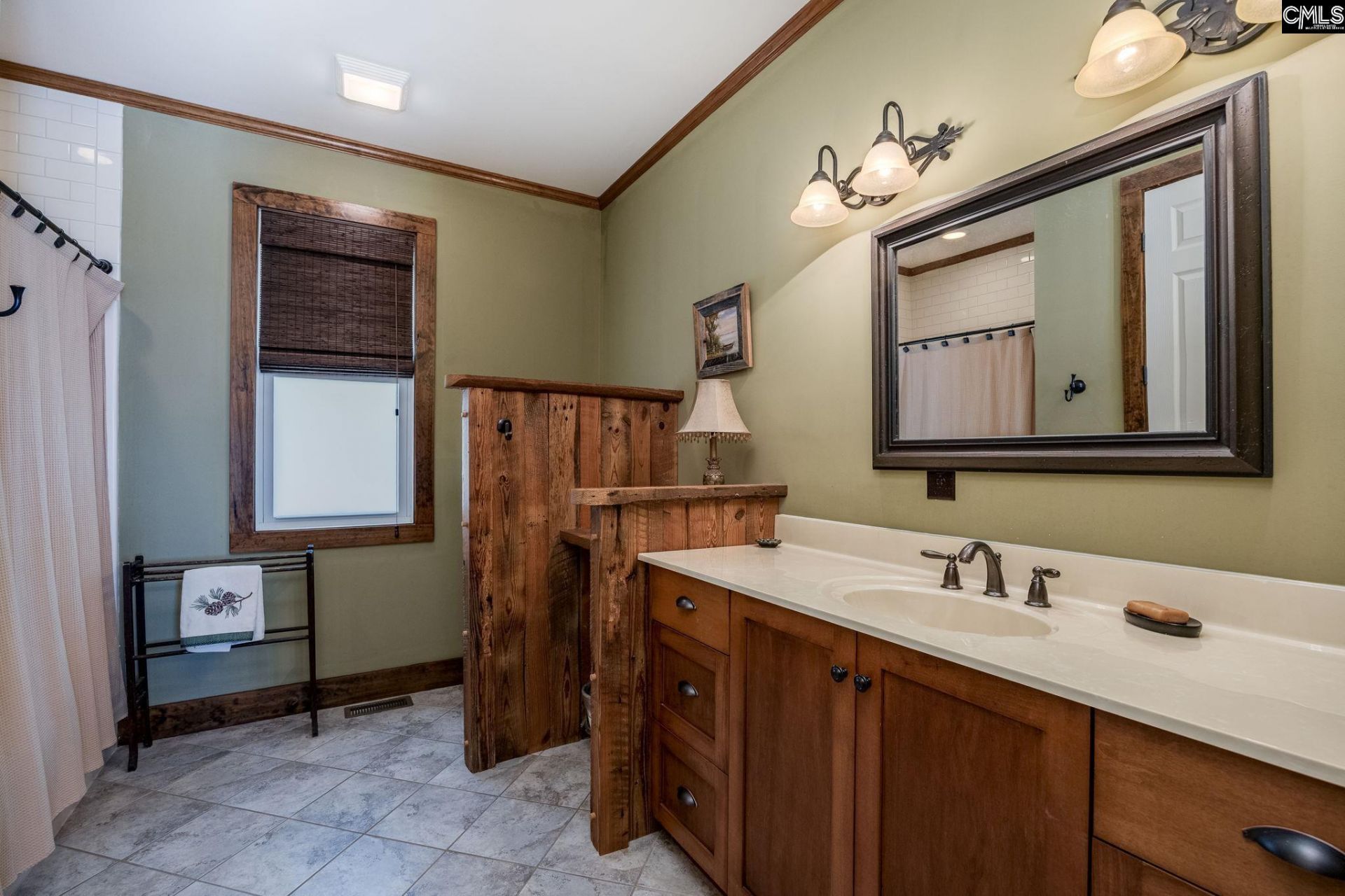 639 Kingfisher Drive  Photo 24