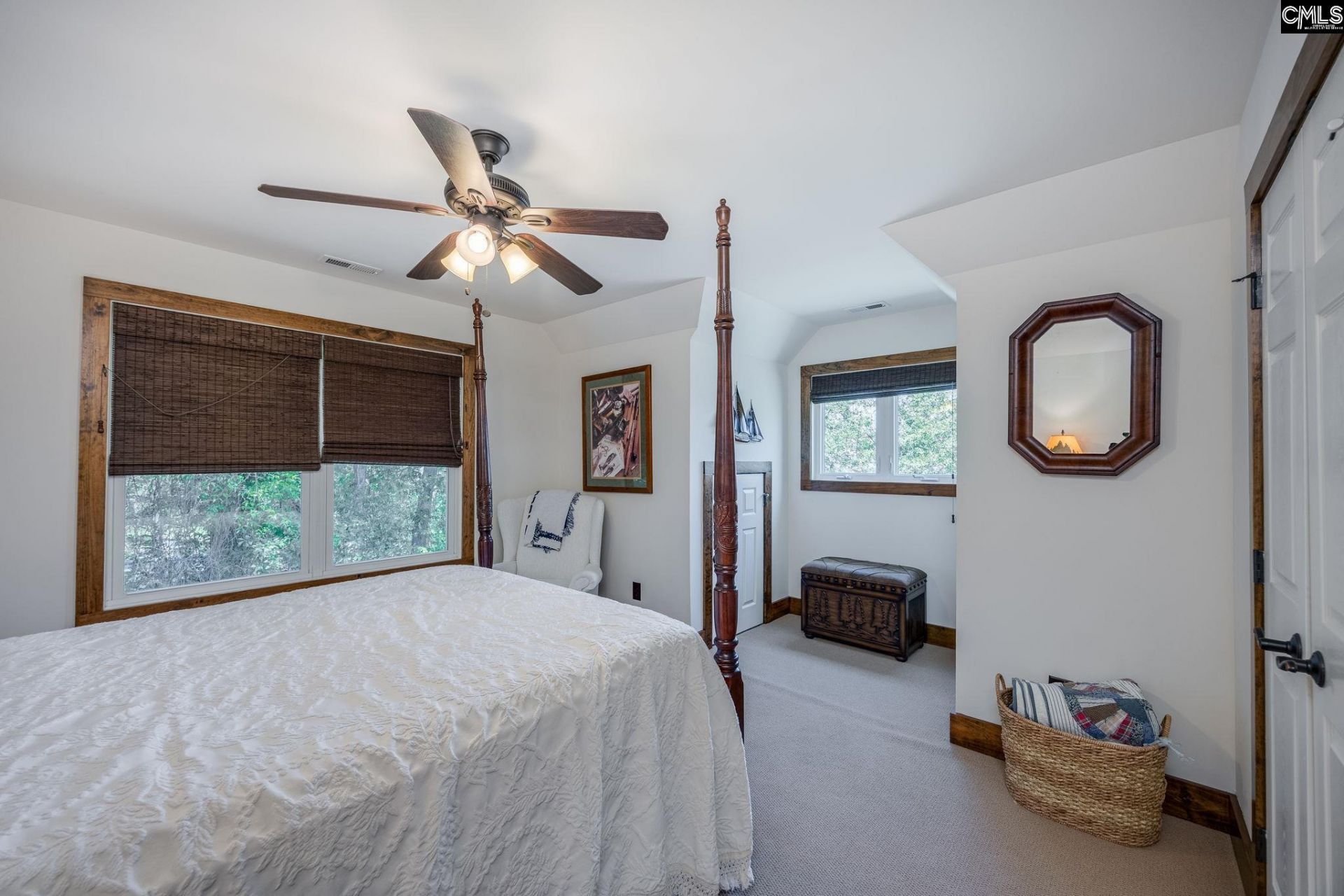 639 Kingfisher Drive  Photo 32