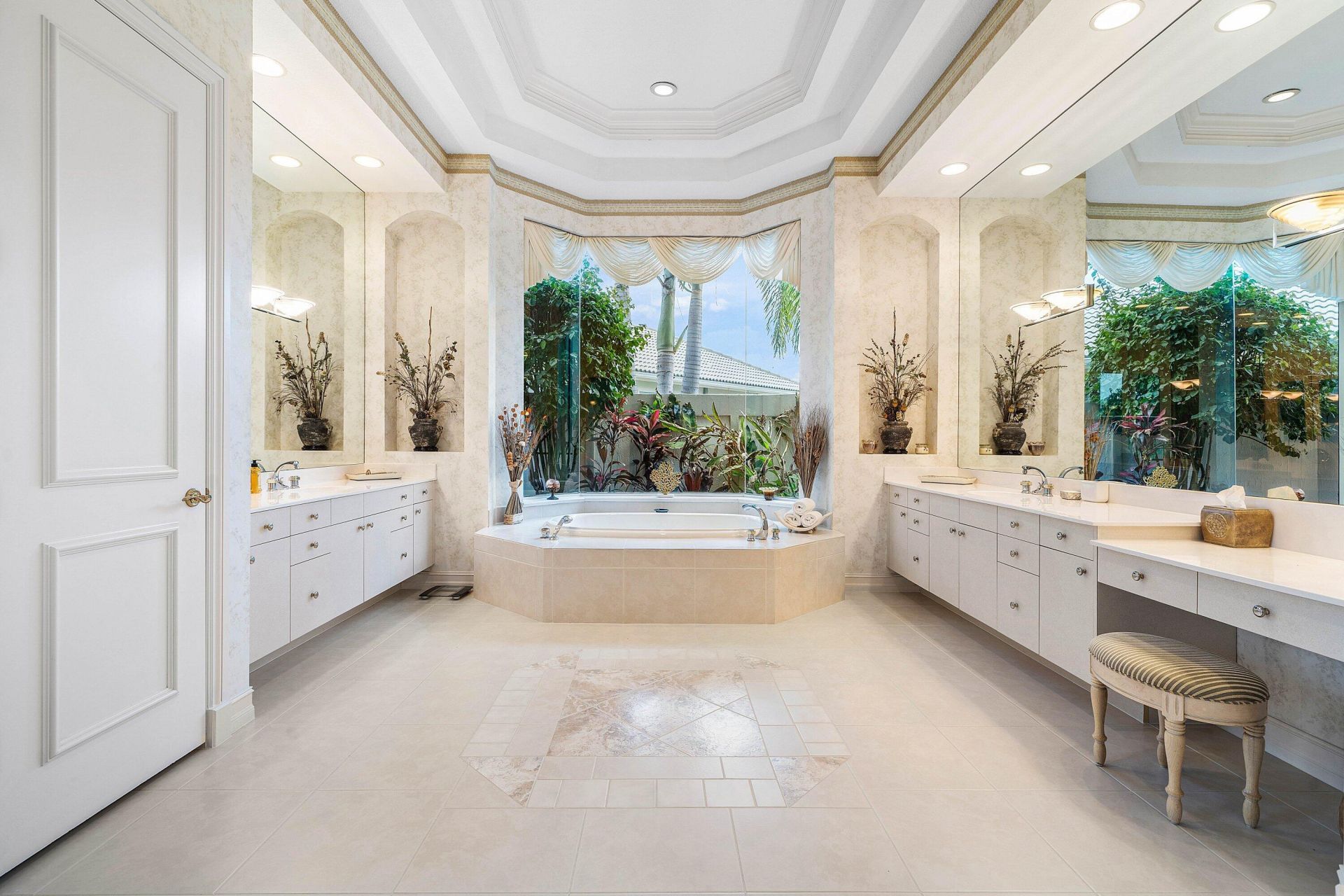 59 St James Drive, Palm Beach Gardens, FL 33418 Photo