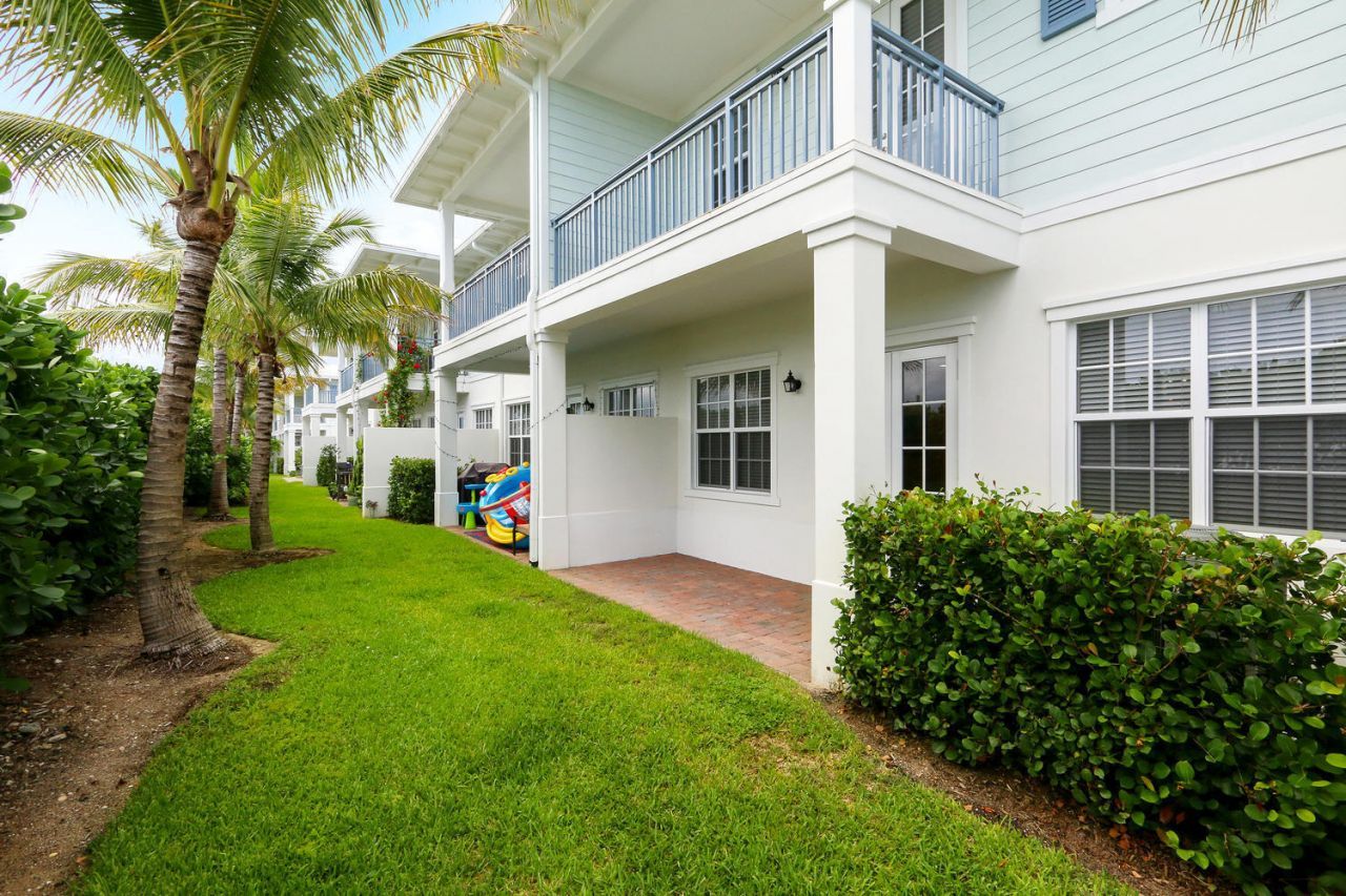 114 Ocean Breeze Drive, Juno Beach, FL 33408 Photo