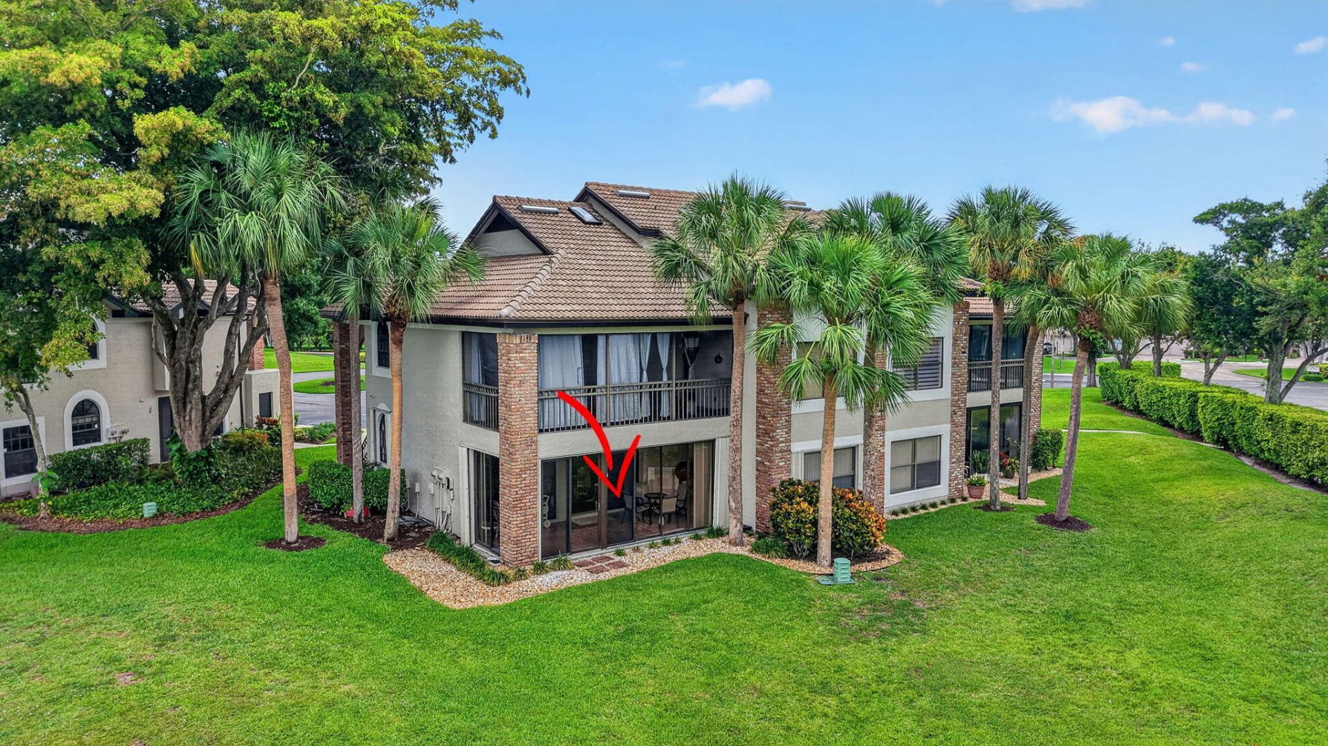 8073 Aberdeen Drive, Unit 201, Boynton Beach, FL 33472 Photo