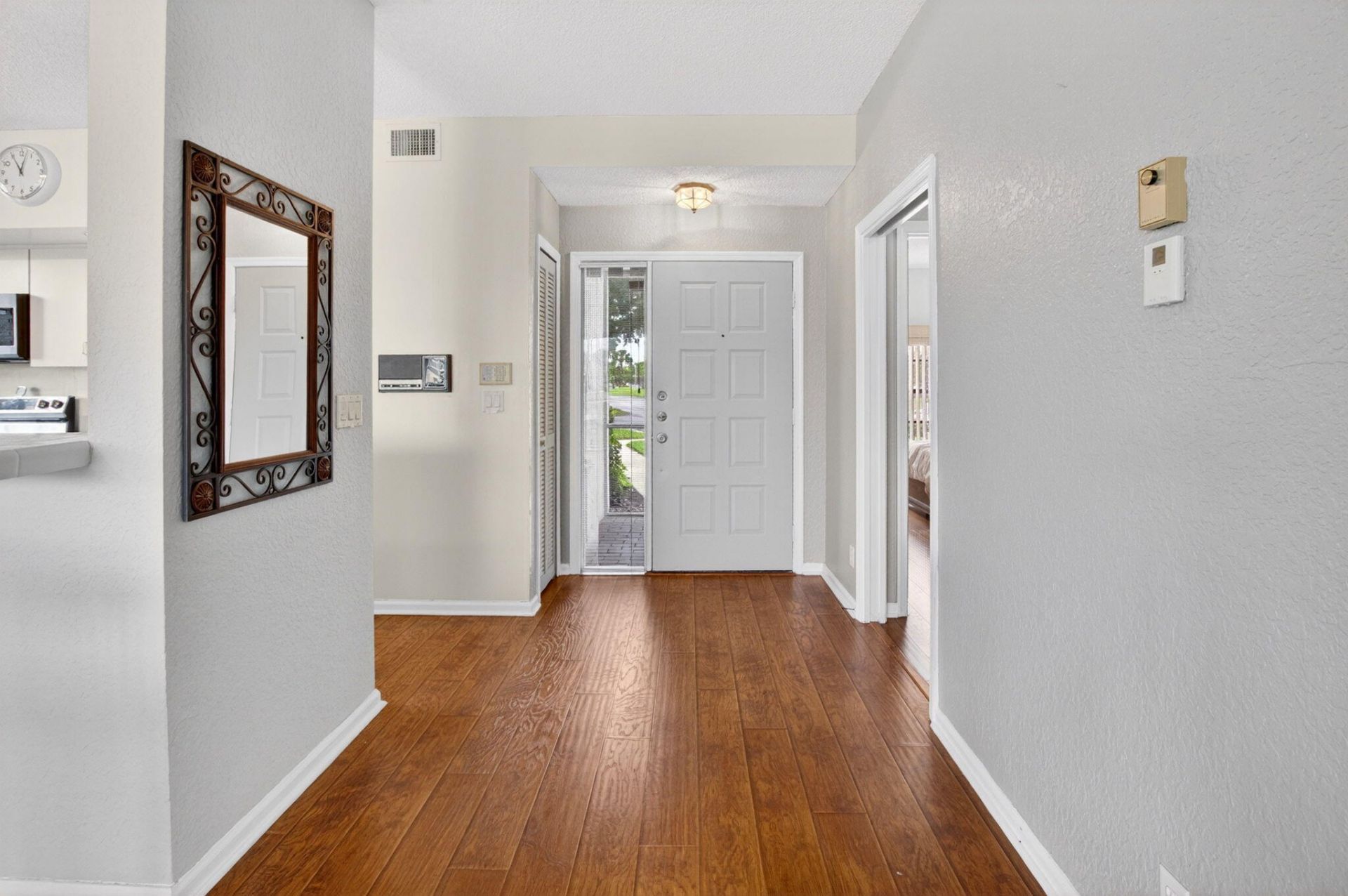 8073 Aberdeen Drive, Unit 201, Boynton Beach, FL 33472 Photo