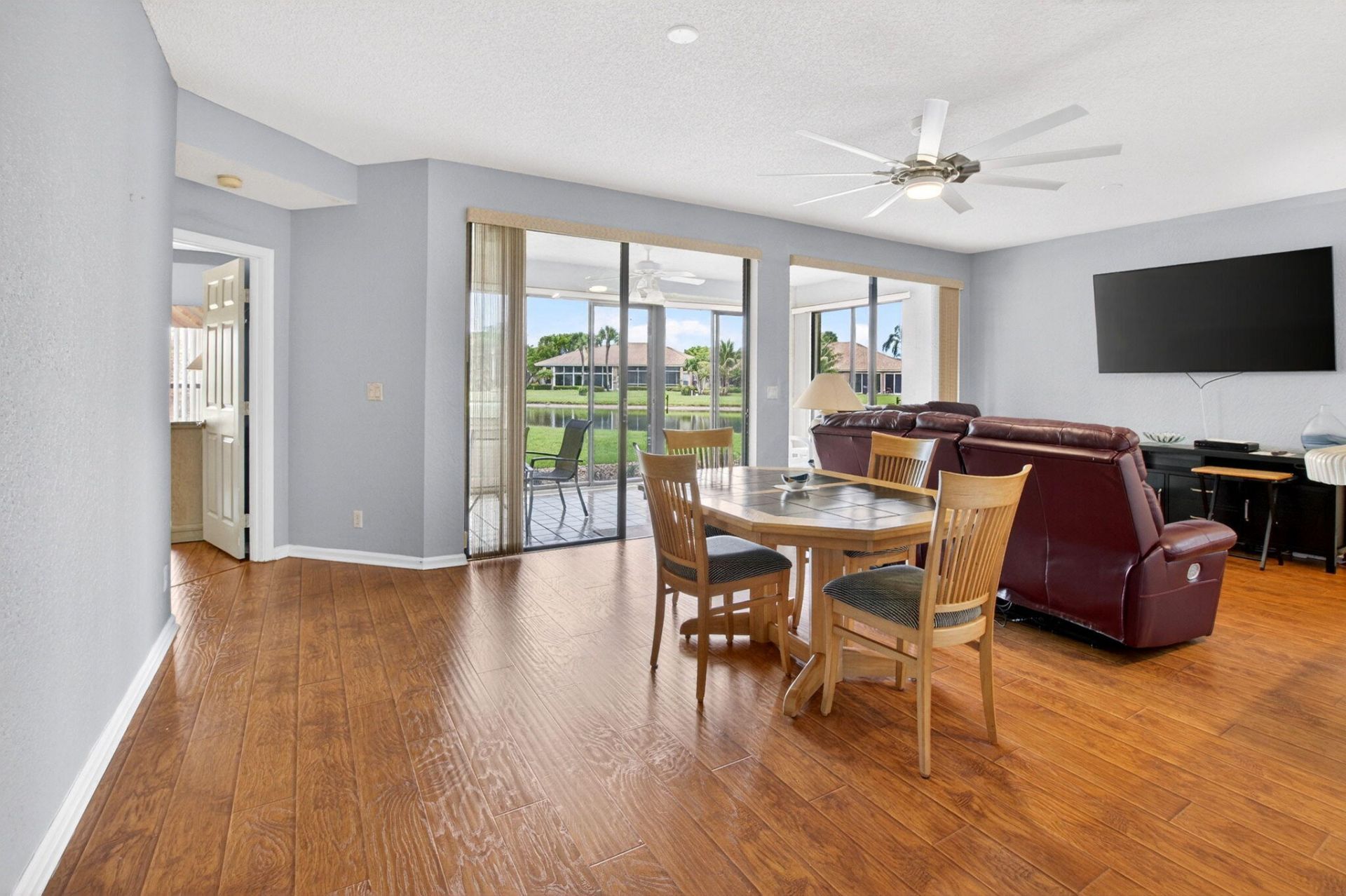8073 Aberdeen Drive, Unit 201, Boynton Beach, FL 33472 Photo