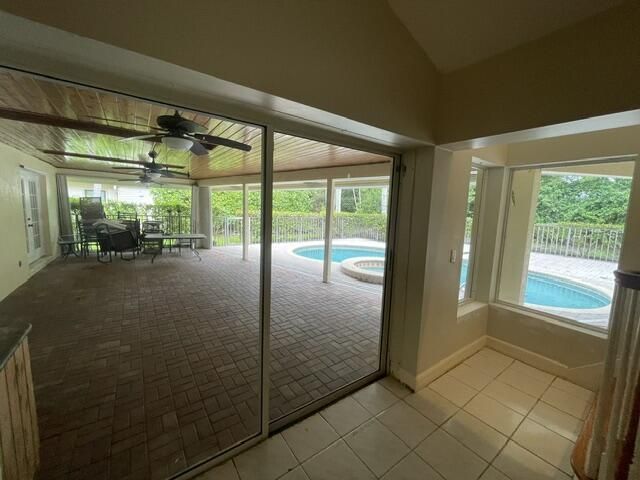 10 Alnwick Road, Palm Beach Gardens, FL 33418 Photo