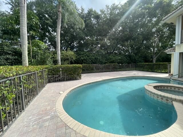10 Alnwick Road, Palm Beach Gardens, FL 33418 Photo