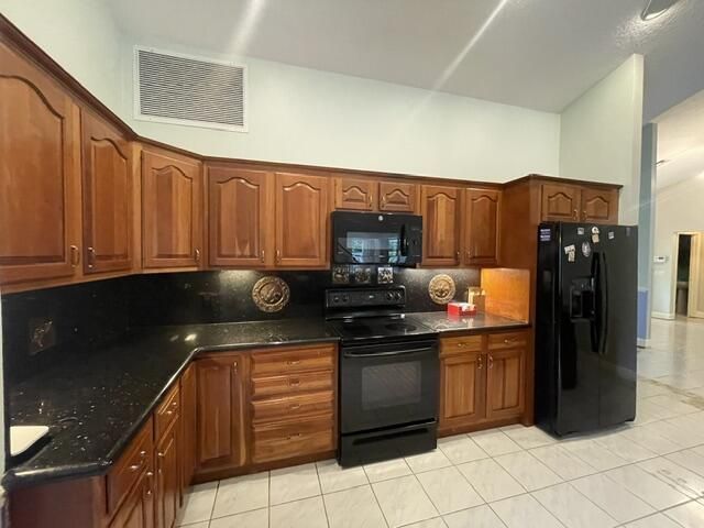 10 Alnwick Road, Palm Beach Gardens, FL 33418 Photo