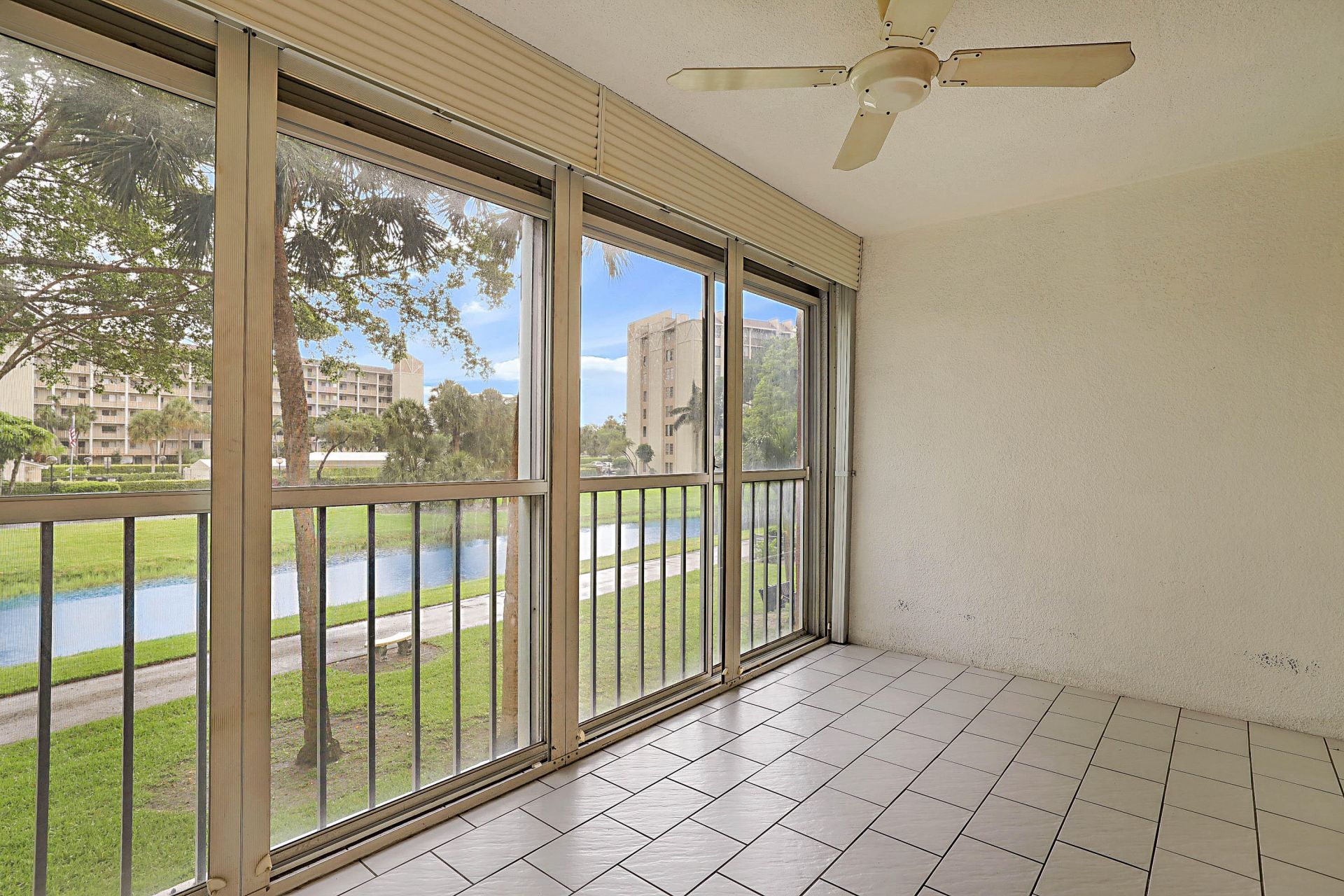 14527 Bonaire Boulevard, Unit 203, Delray Beach, FL 33446 Photo