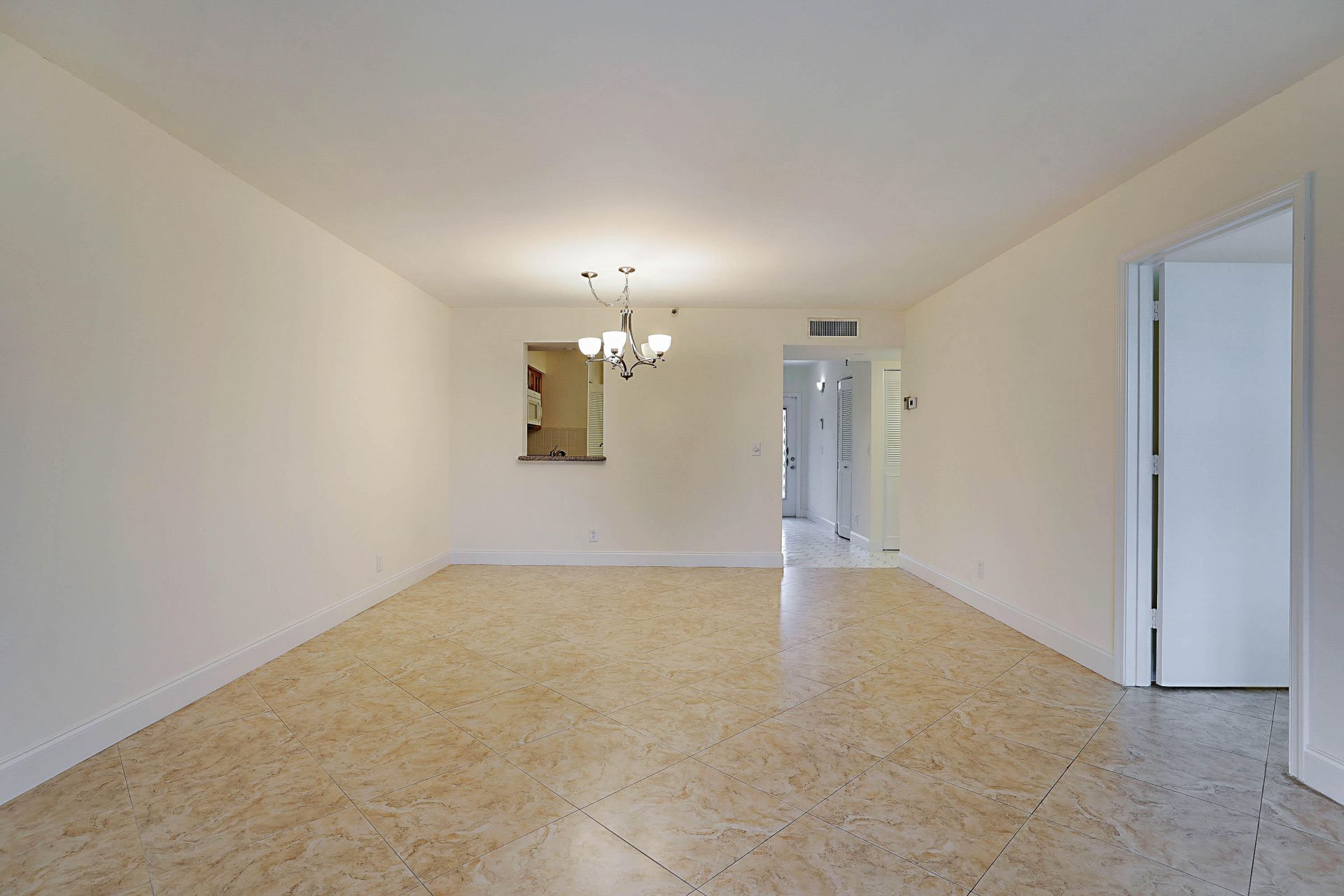 14527 Bonaire Boulevard, Unit 203, Delray Beach, FL 33446 Photo