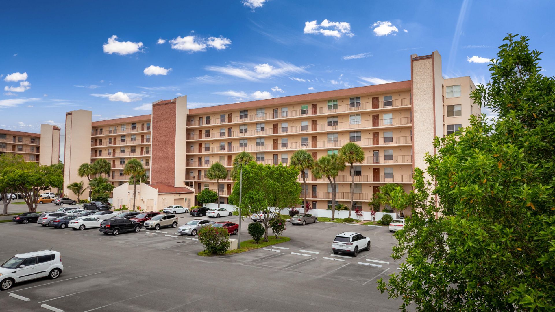 14527 Bonaire Boulevard, Unit 203, Delray Beach, FL 33446 Photo