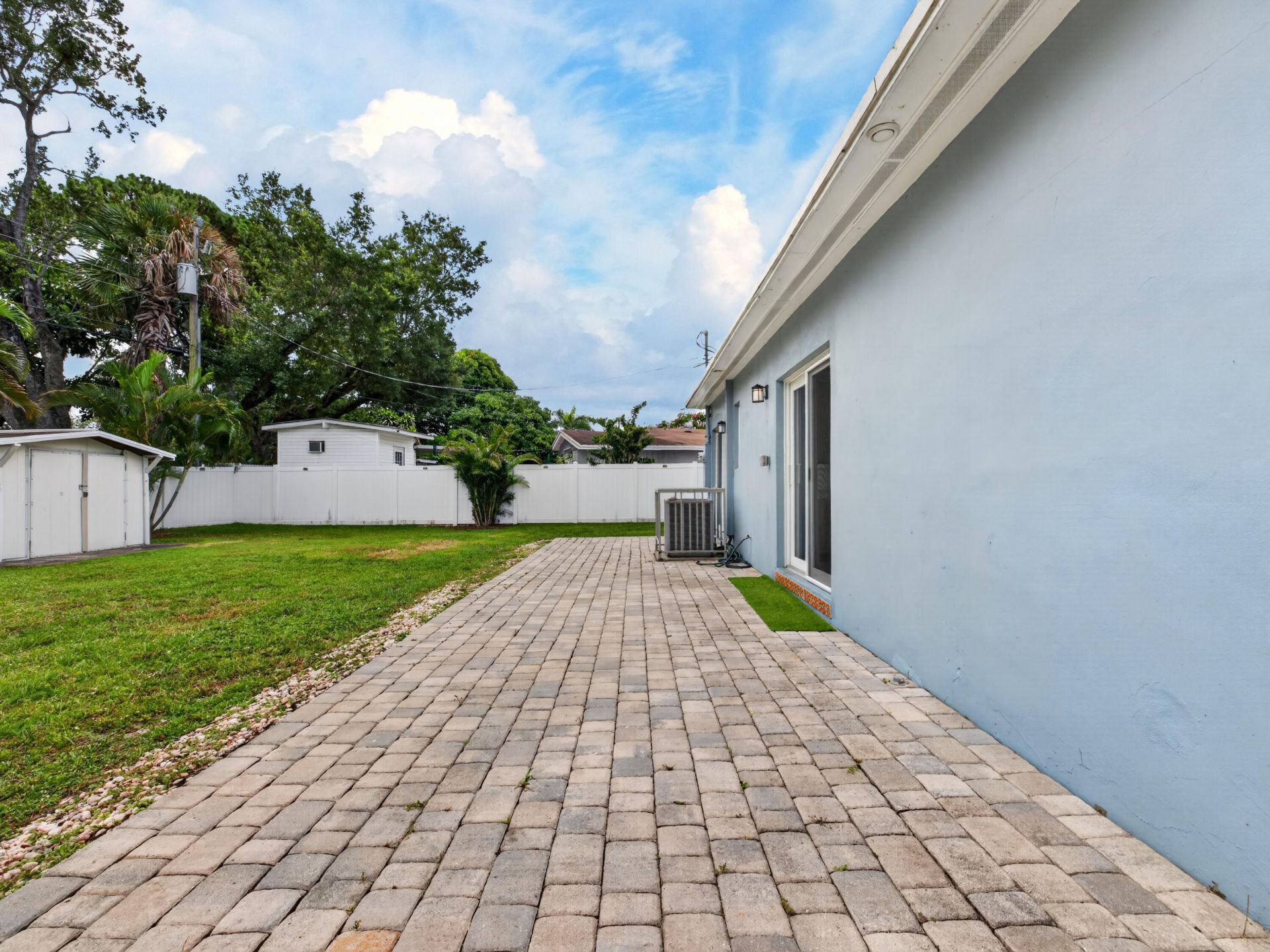 128 SW 22nd Terrace, Fort Lauderdale, FL 33312 Photo
