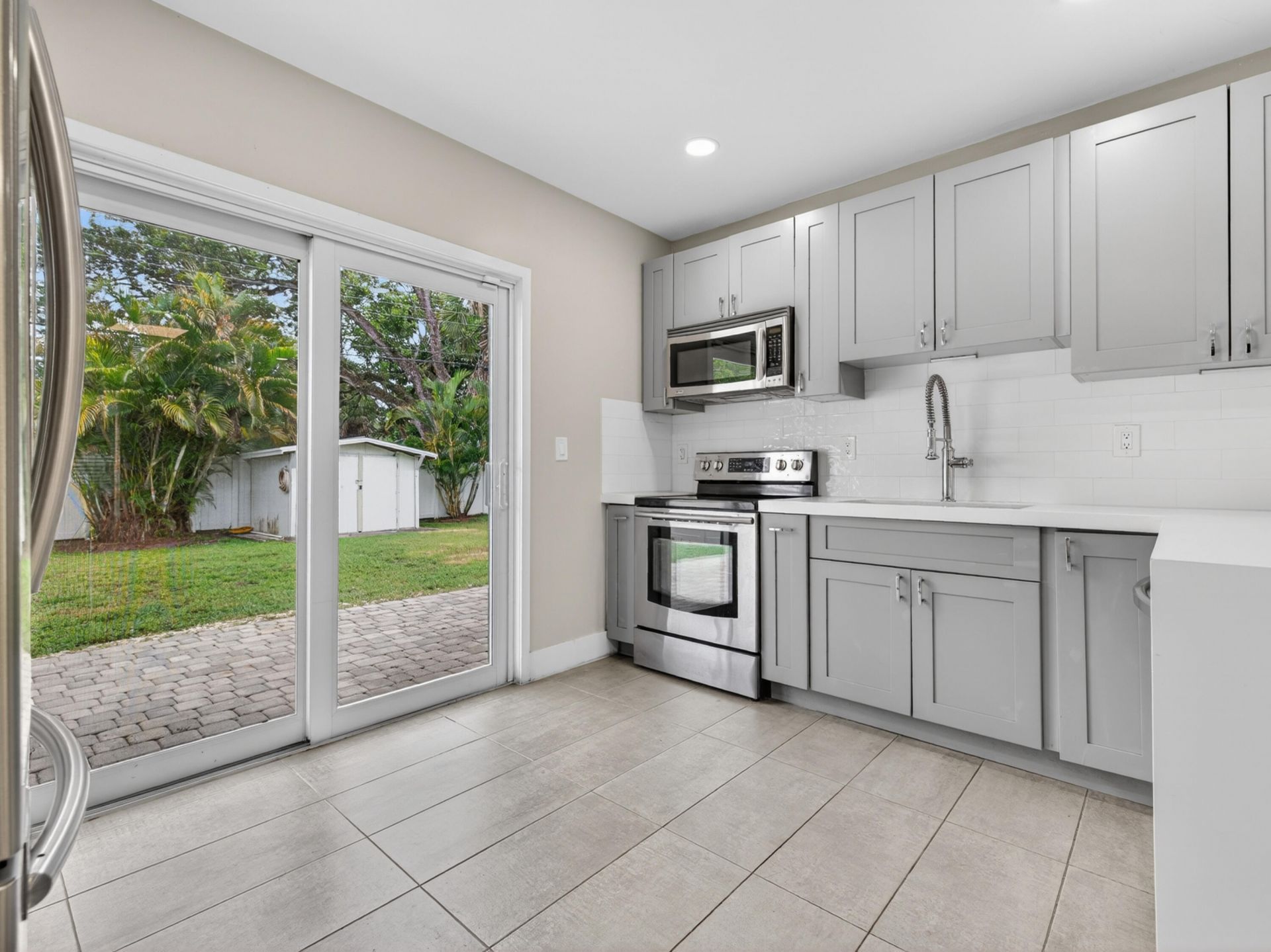 128 SW 22nd Terrace, Fort Lauderdale, FL 33312 Photo