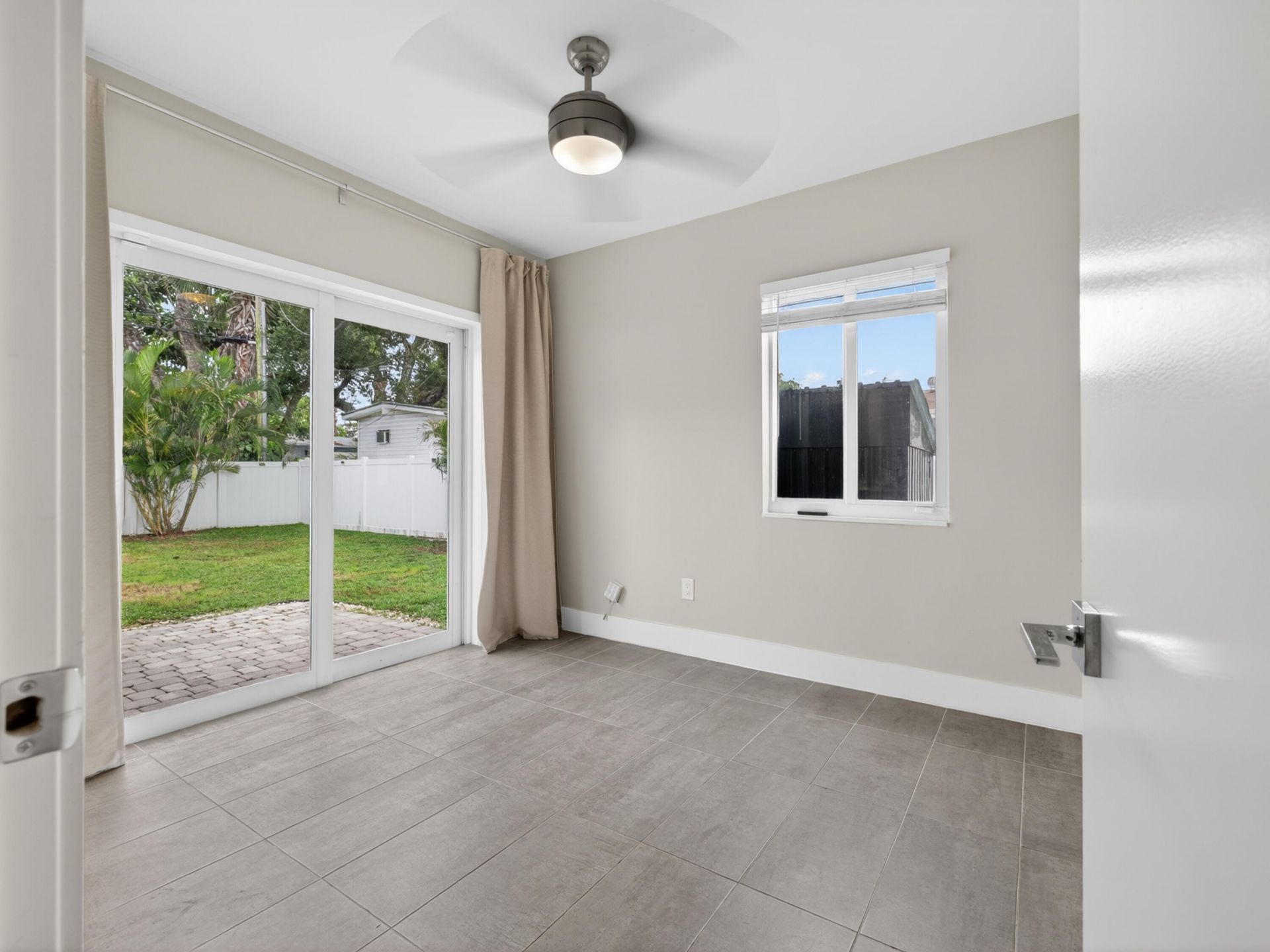 128 SW 22nd Terrace, Fort Lauderdale, FL 33312 Photo