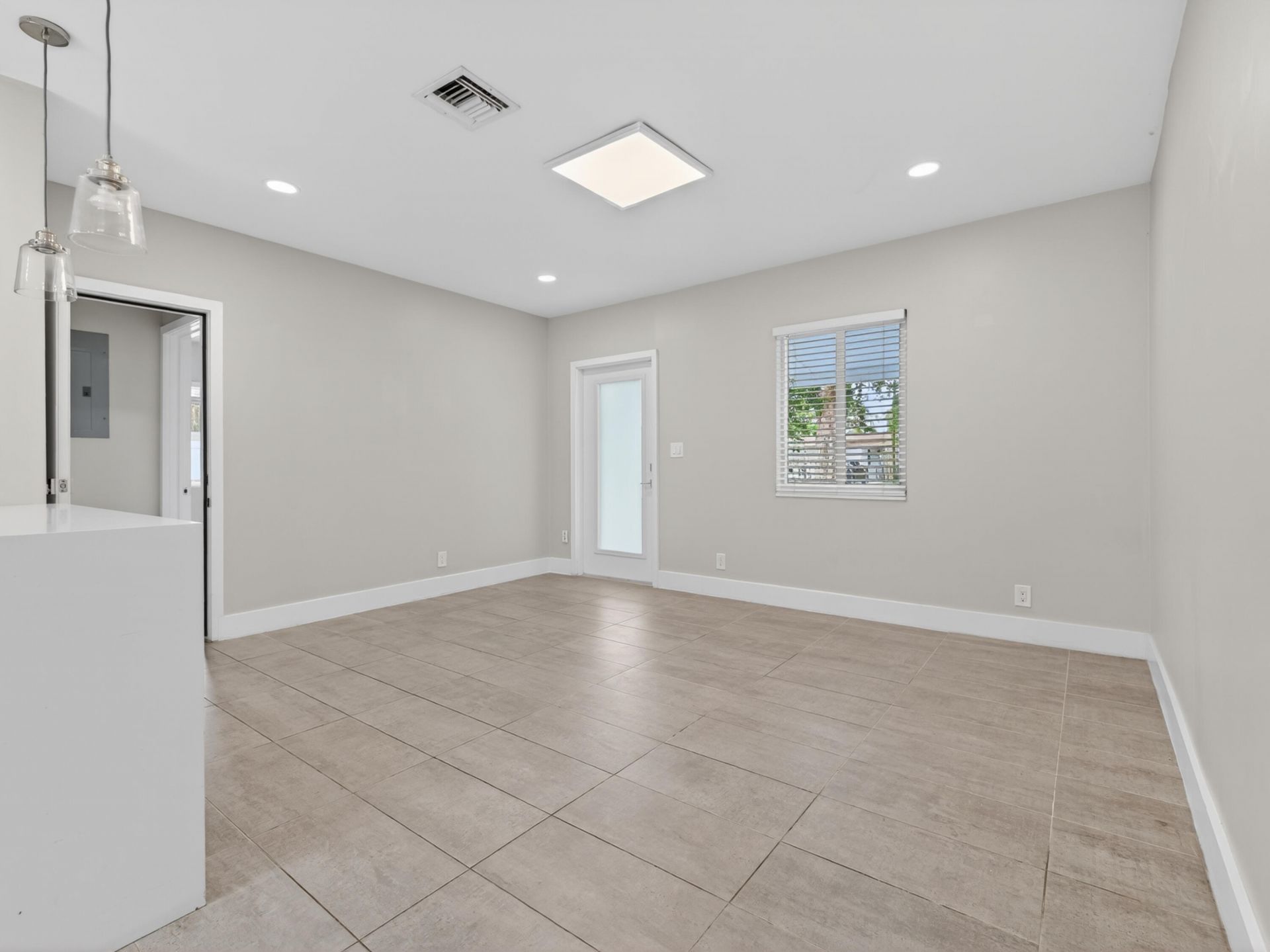128 SW 22nd Terrace, Fort Lauderdale, FL 33312 Photo