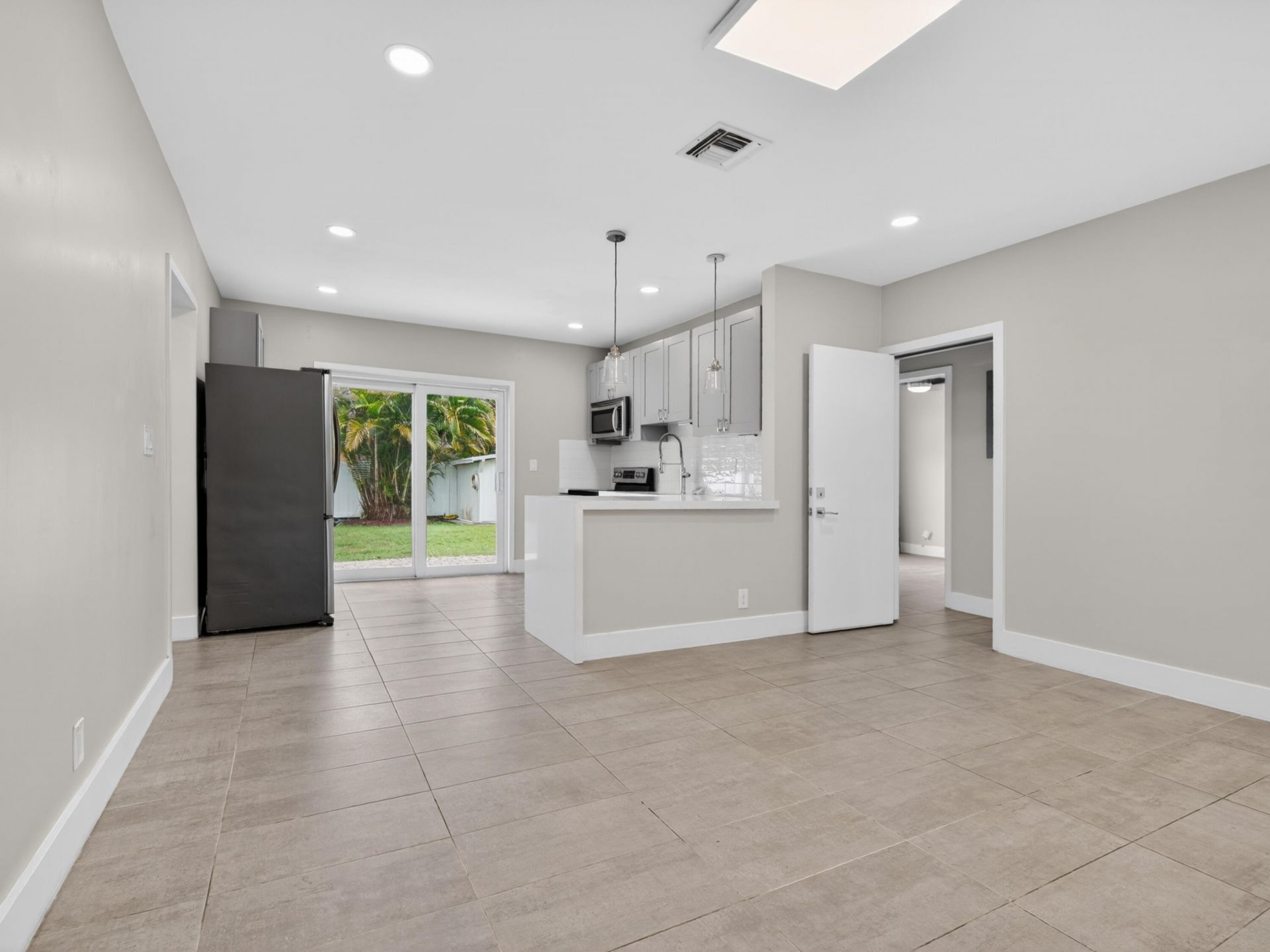128 SW 22nd Terrace, Fort Lauderdale, FL 33312 Photo