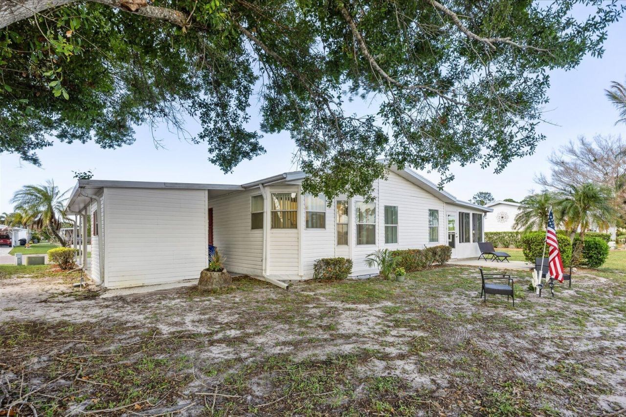 3809 Meadowlark Circle, Port Saint Lucie, FL 34952 Photo