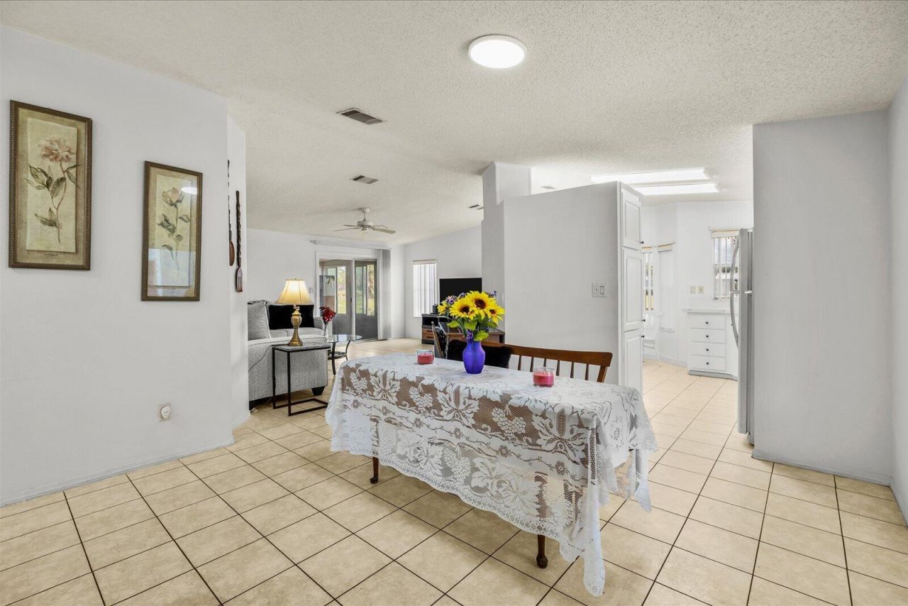 3809 Meadowlark Circle, Port Saint Lucie, FL 34952 Photo