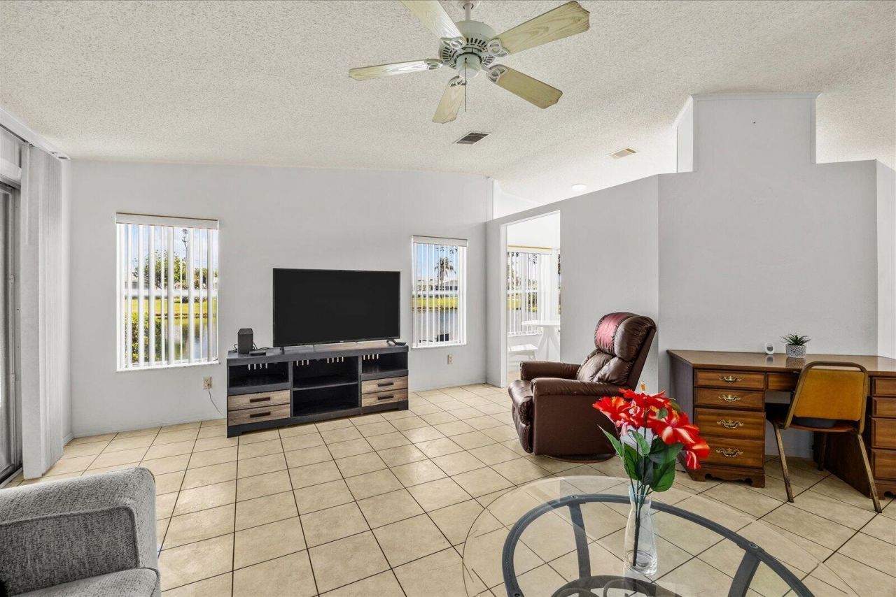 3809 Meadowlark Circle, Port Saint Lucie, FL 34952 Photo