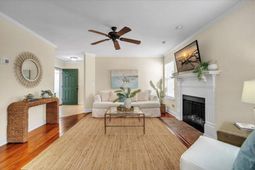 1321 Cassidy Court photo 4