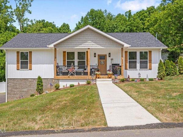 905 Fairlane Drive, Elizabethton, TN 37643