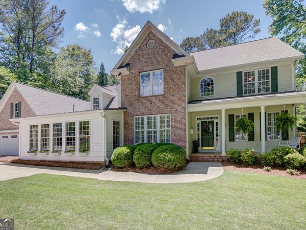 180 Shoreline Circle, Newnan, GA 30263
