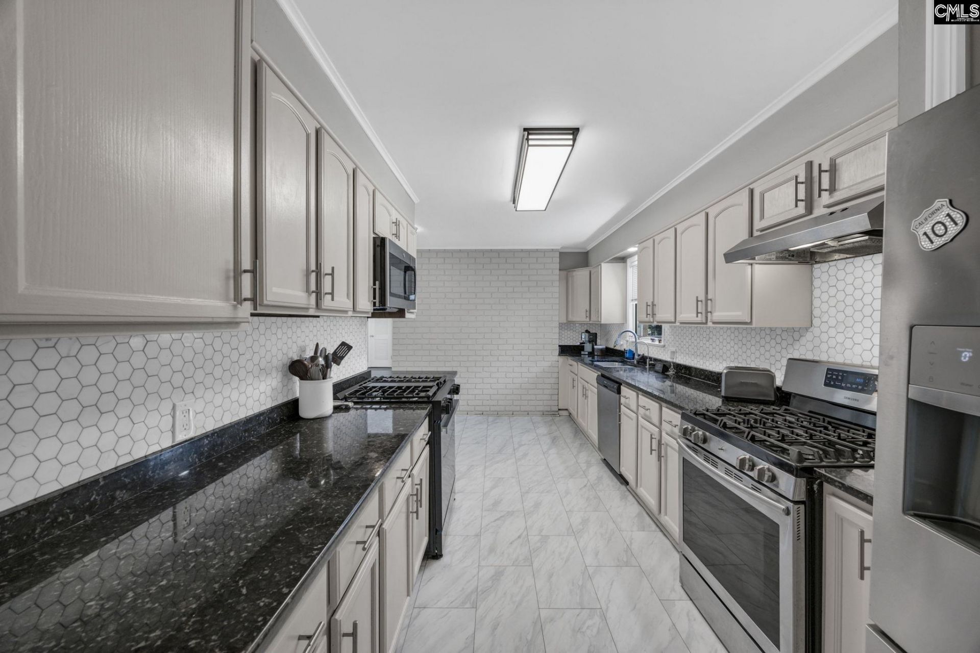 3608 Greenway Drive  Photo 9