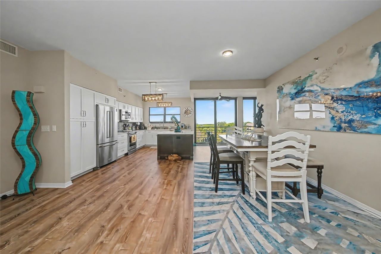 5408 Eagles Point Circle , Unit 302, Sarasota, FL 34231 Photo