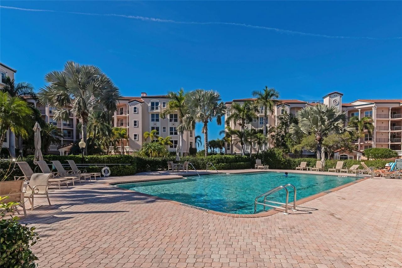 5408 Eagles Point Circle , Unit 302, Sarasota, FL 34231 Photo