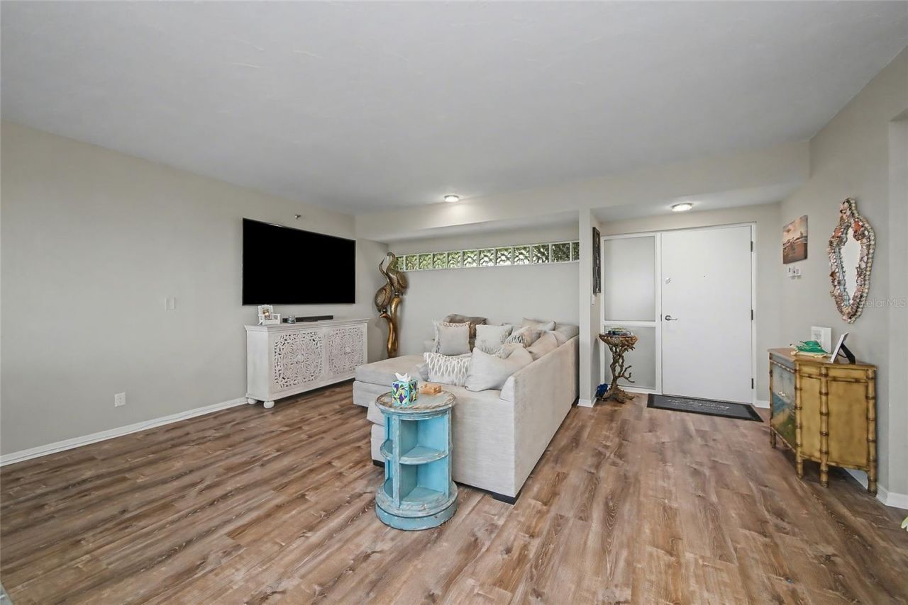5408 Eagles Point Circle , Unit 302, Sarasota, FL 34231 Photo