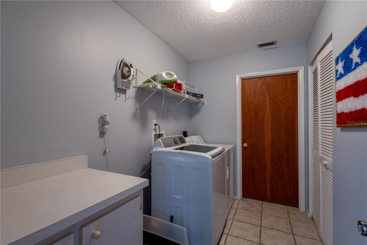 7913 Pineglen Court, Unit 34, Sarasota, FL 34238 Photo